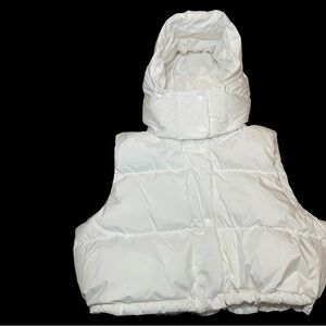 Lululemon Wunder Puff Crop Vest Size 14, White, 600 Goose Down Detachable Hood
